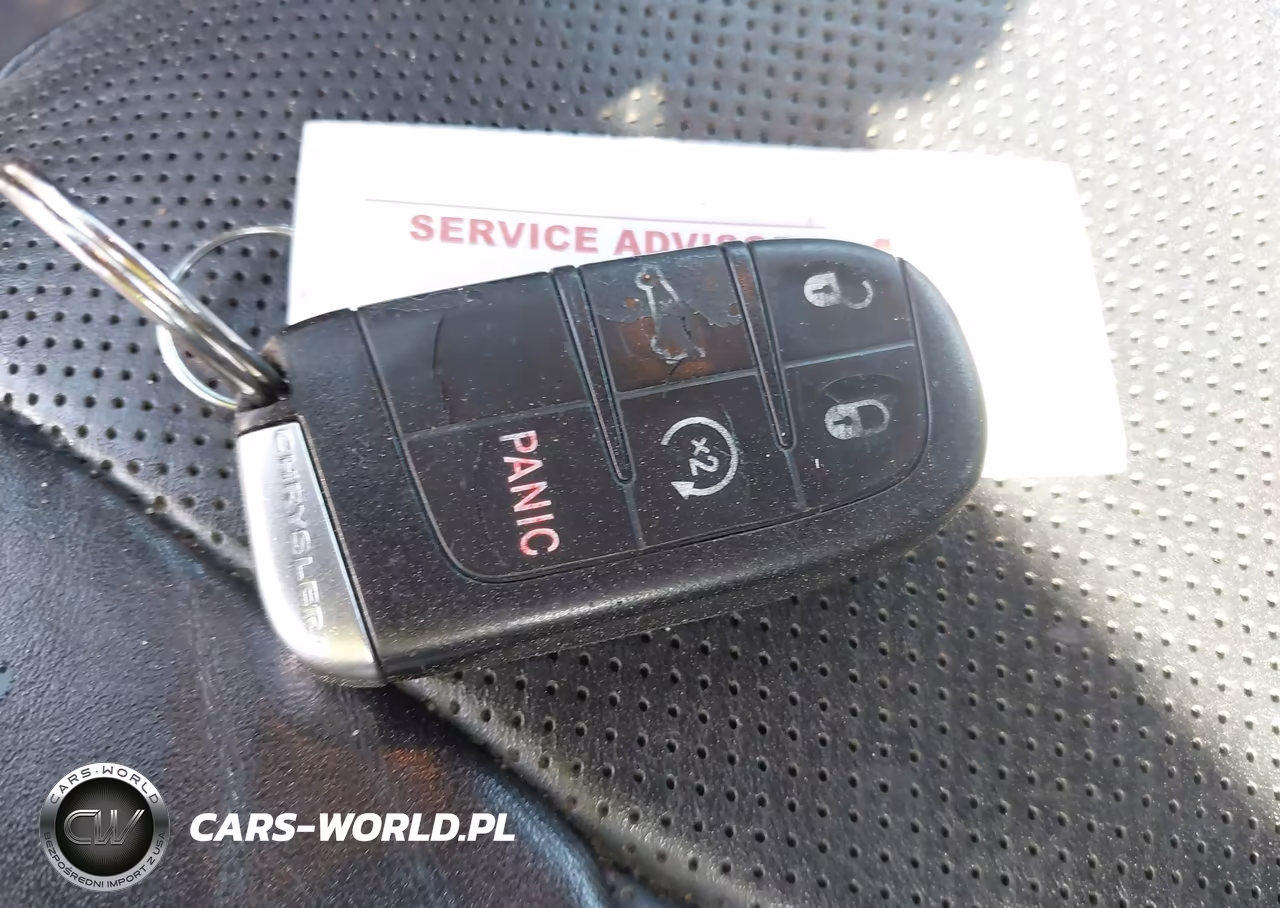 2013 Chrysler 300C Awd VIN:2C3CCAKGXDH683156 - 11