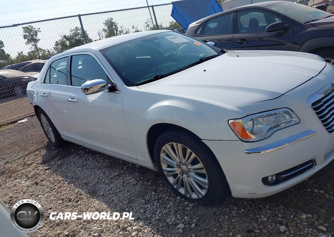2013 Chrysler 300C Awd VIN:2C3CCAKGXDH683156 - 13