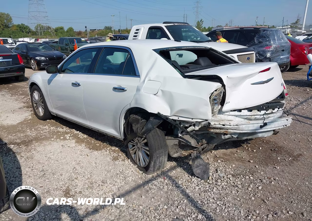 2013 Chrysler 300C Awd VIN:2C3CCAKGXDH683156 - 3