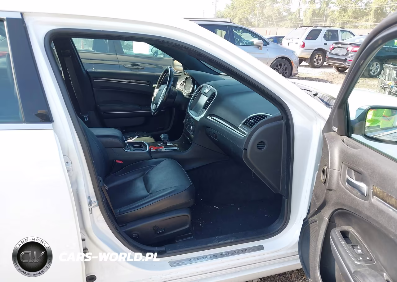 2013 Chrysler 300C Awd VIN:2C3CCAKGXDH683156 - 5