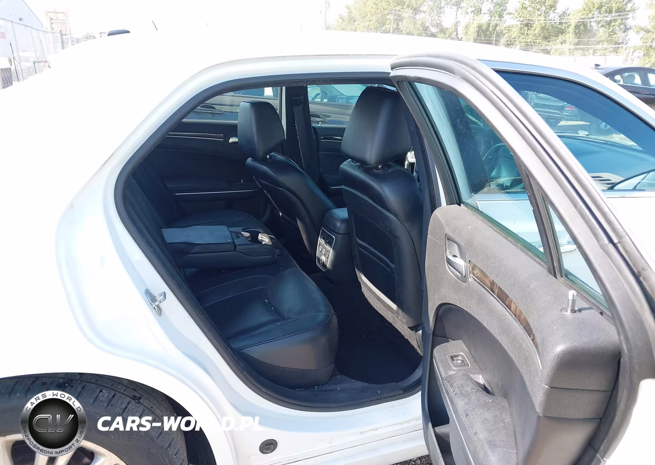 2013 Chrysler 300C Awd VIN:2C3CCAKGXDH683156 - 8