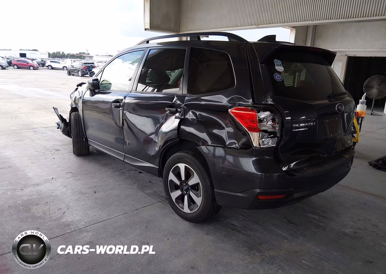 2017 Subaru Forester 2.5I Premium VIN:JF2SJAGC2HH575243 - 3