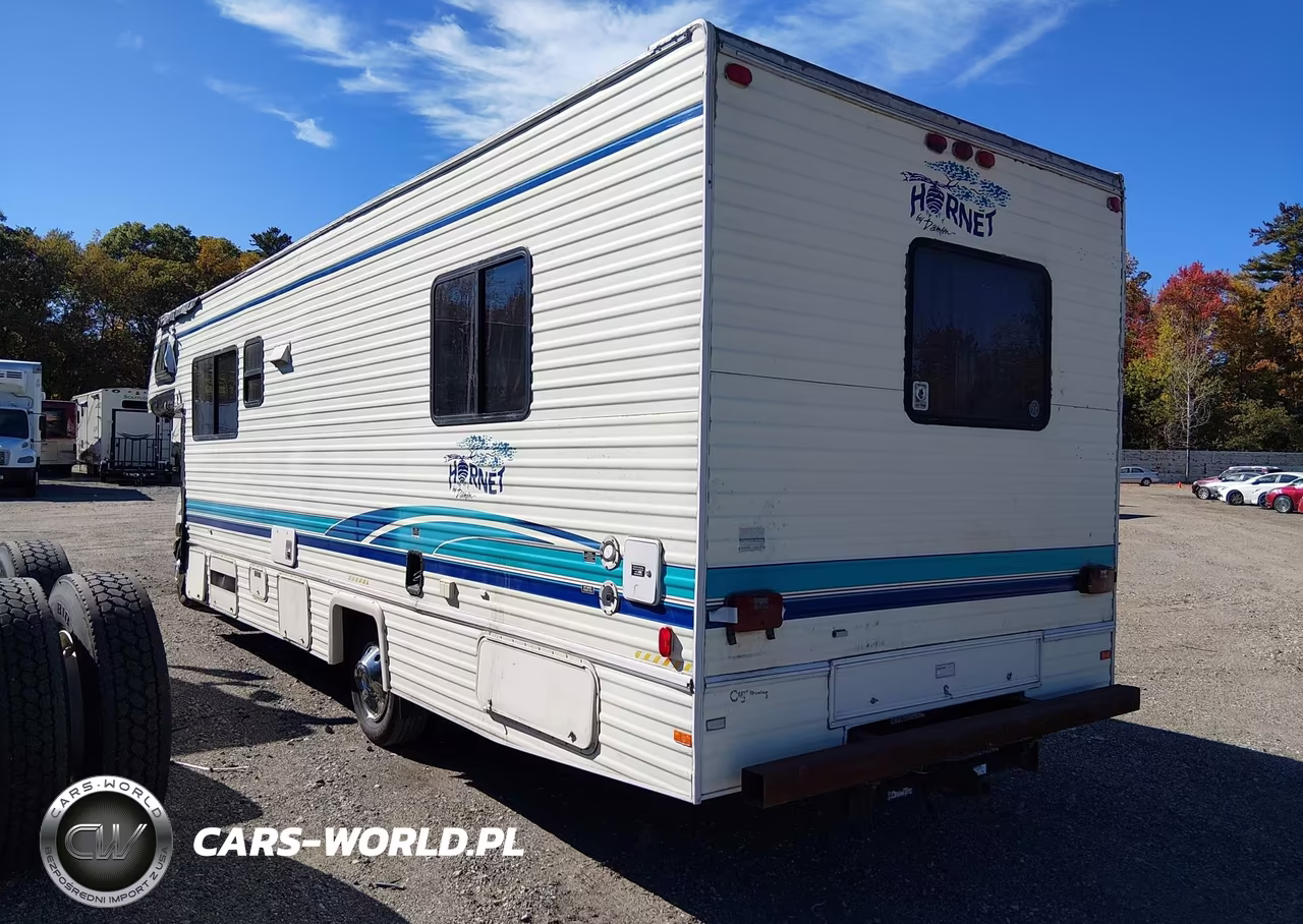 1996 Ford Econoline E350 Cutaway Van VIN:1FDKE30G3THA71672 - 3