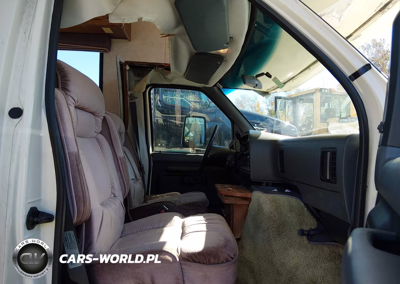 1996 Ford Econoline E350 Cutaway Van VIN:1FDKE30G3THA71672 - 5