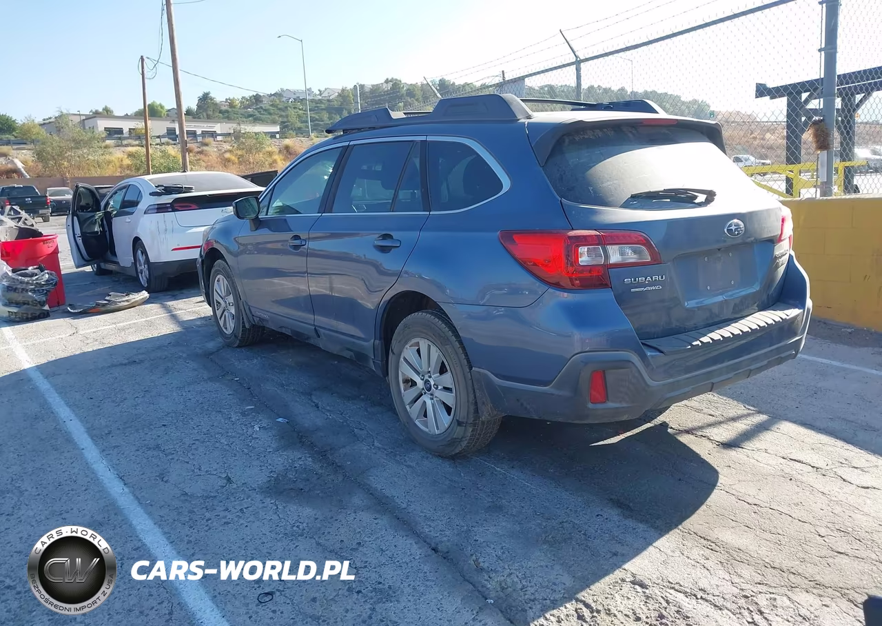 2018 Subaru Outback 2.5I VIN:4S4BSAAC9J3341765 - 3