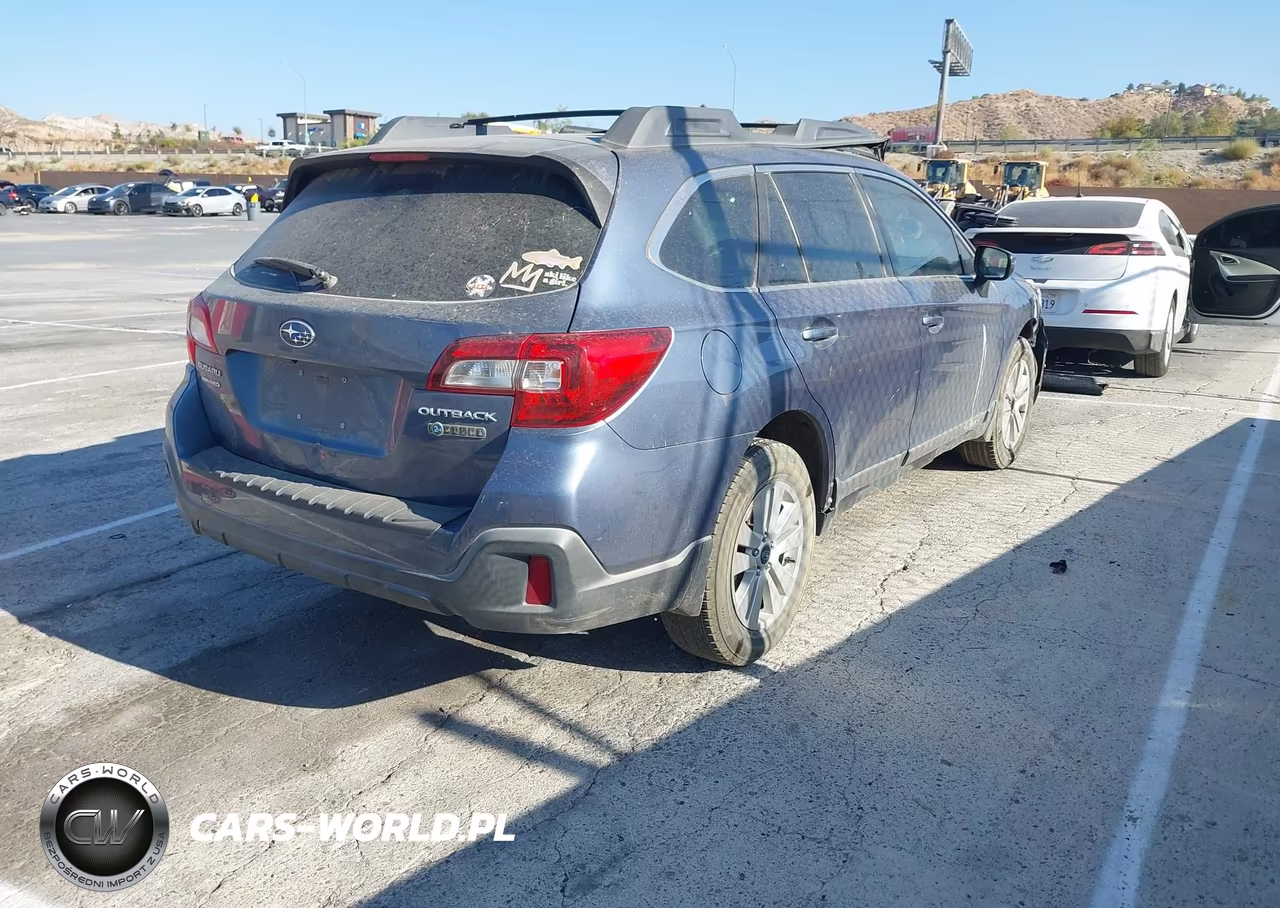 2018 Subaru Outback 2.5I VIN:4S4BSAAC9J3341765 - 4