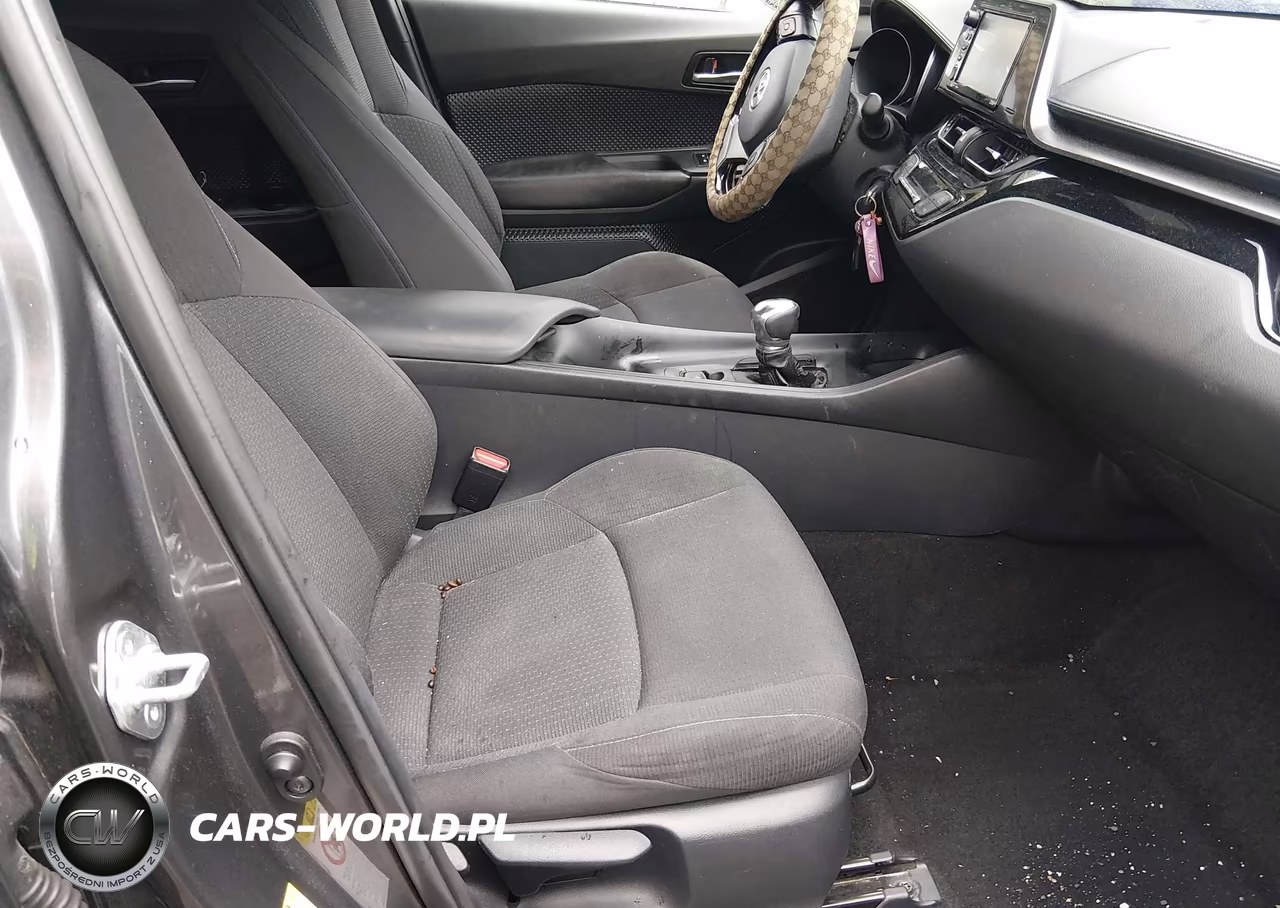 2018 Toyota C-Hr Xle VIN:NMTKHMBX7JR049308 - 5