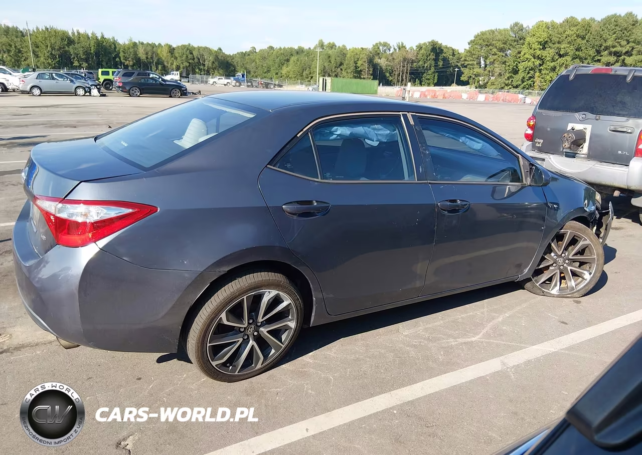 2015 Toyota Corolla Le VIN:2T1BURHE7FC472762 - 13
