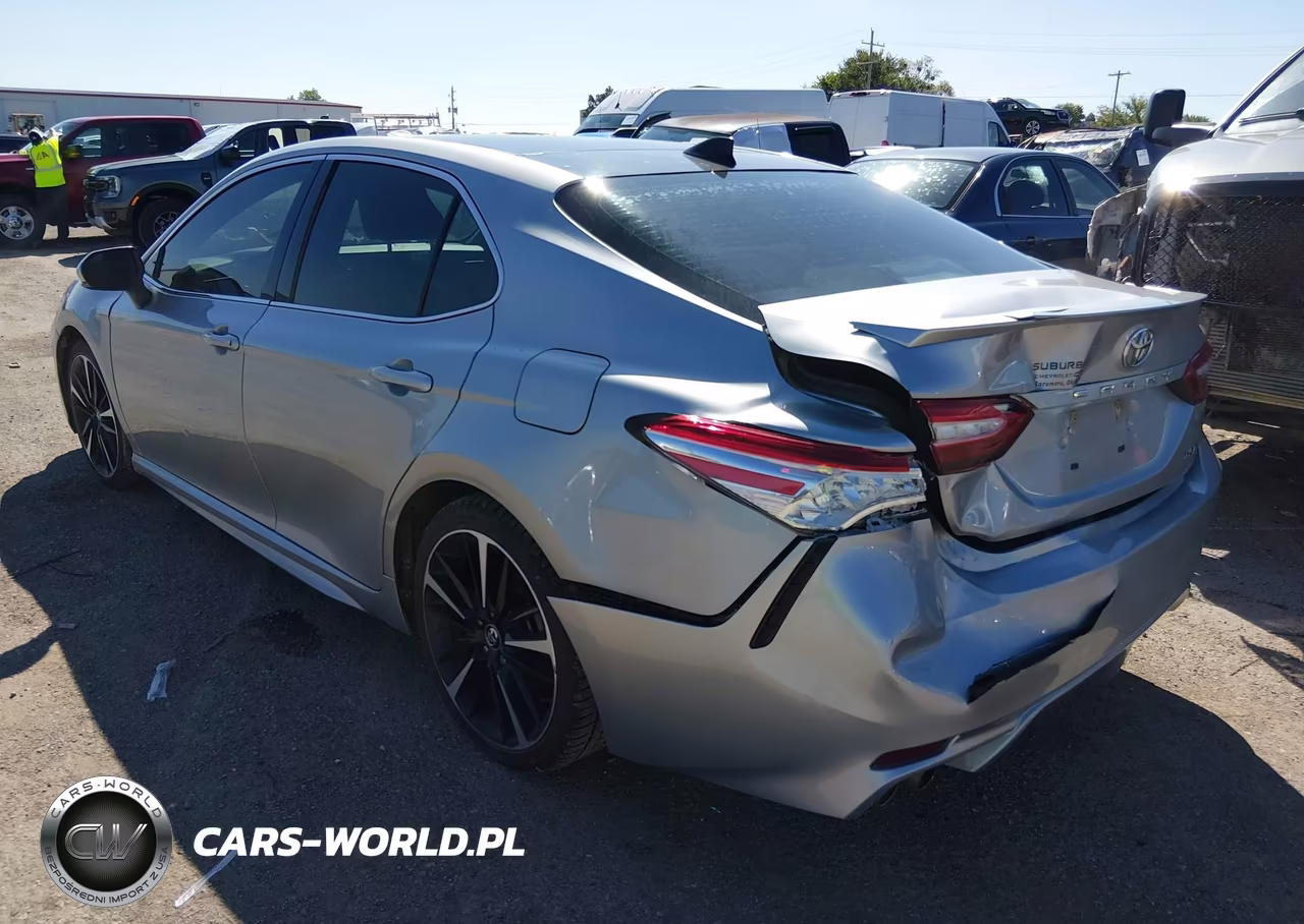 2020 Toyota Camry Xse VIN:4T1K61AK0LU933337 - 3