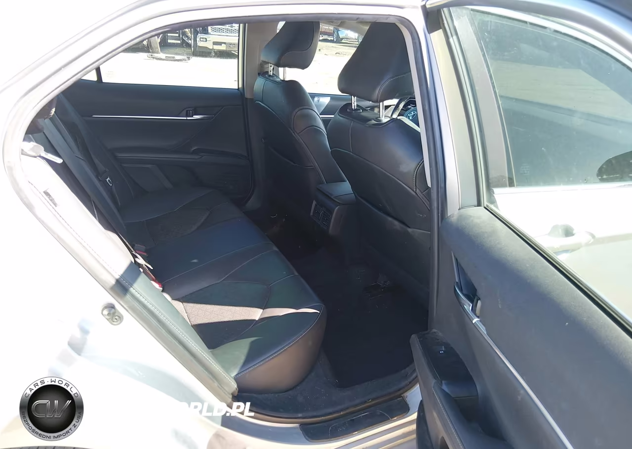2020 Toyota Camry Xse VIN:4T1K61AK0LU933337 - 8