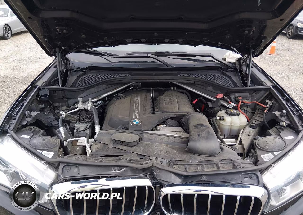2018 BMW X5 xDrive35I VIN:5UXKR0C54J0Y05330 - 10