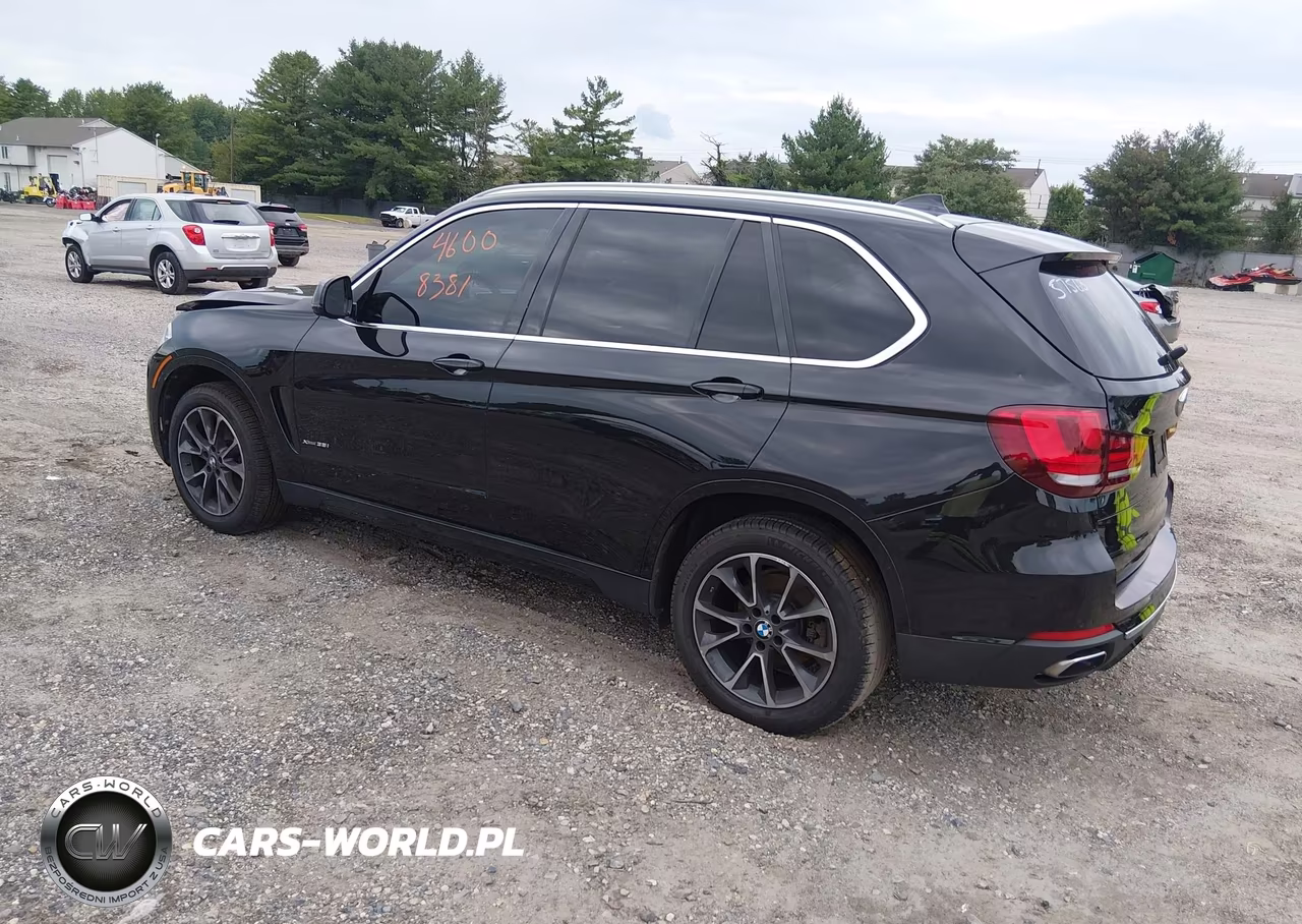 2018 BMW X5 xDrive35I VIN:5UXKR0C54J0Y05330 - 3