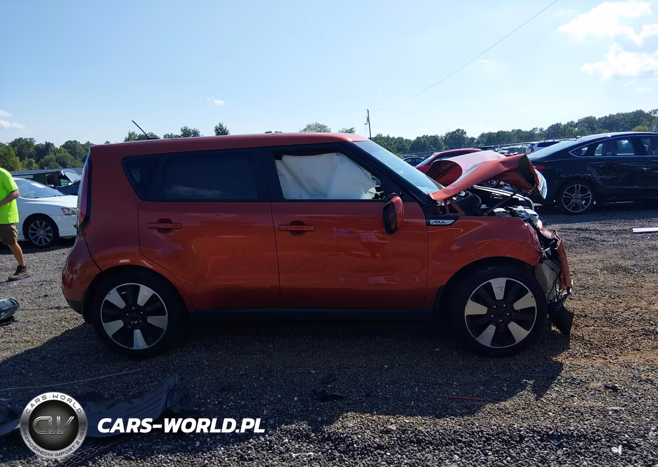 2018 Kia Soul + VIN:KNDJP3A57J7596387 - 13