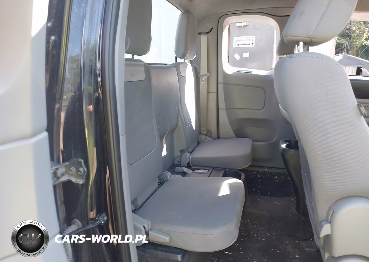 2012 Toyota Tacoma VIN:5TFUX4EN3CX011983 - 8