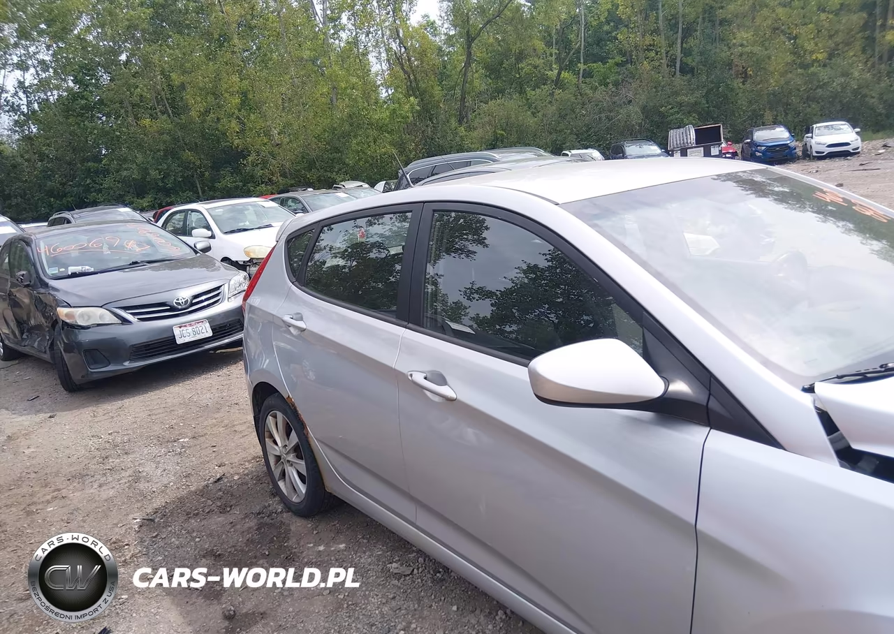2012 Hyundai Accent Se VIN:KMHCU5AE5CU006281 - 13