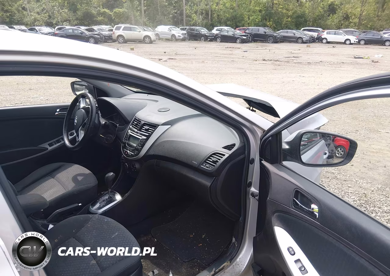 2012 Hyundai Accent Se VIN:KMHCU5AE5CU006281 - 5