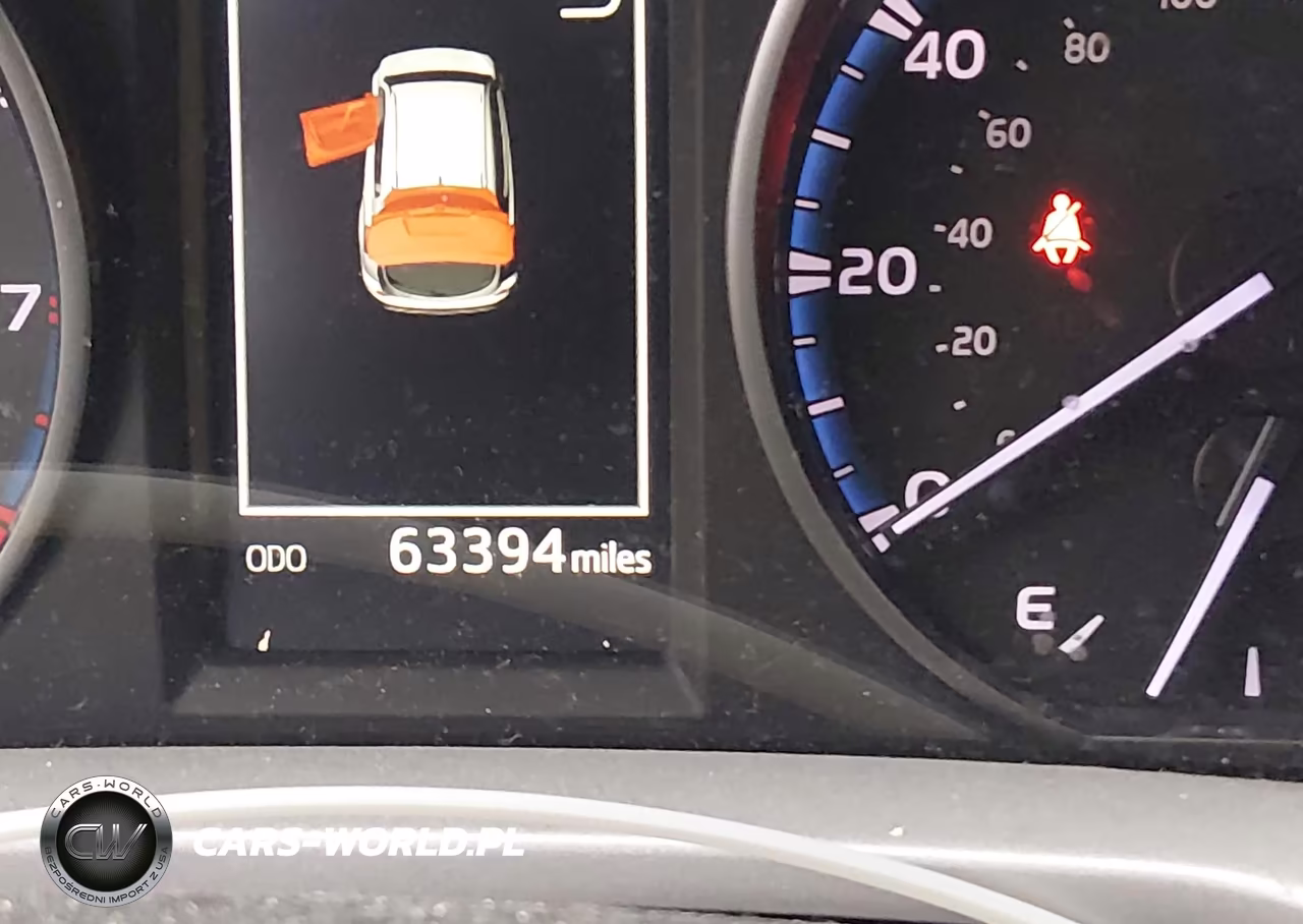 2018 Toyota Rav4 Le VIN:2T3BFREV3JW752837 - 16