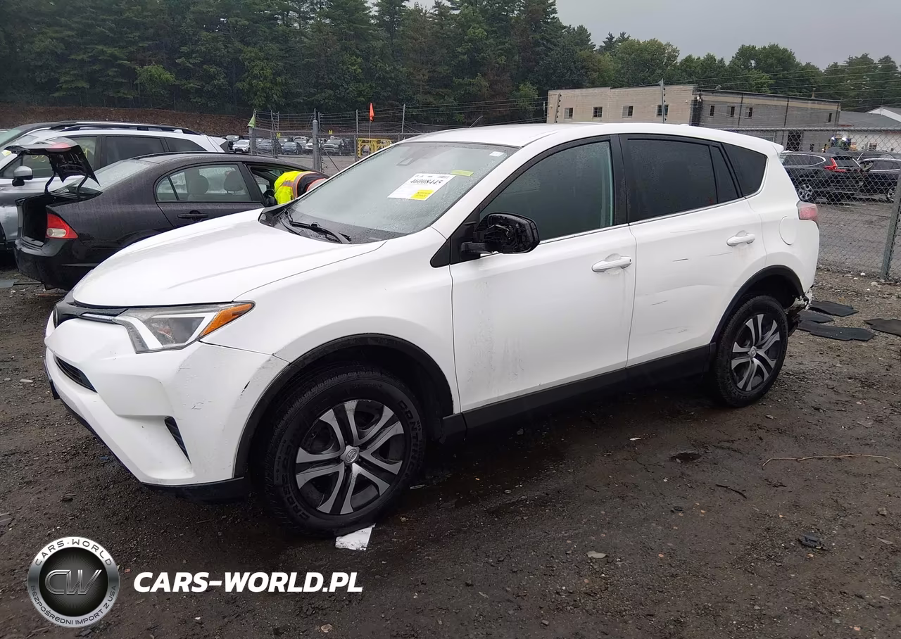 2018 Toyota Rav4 Le VIN:2T3BFREV3JW752837 - 2
