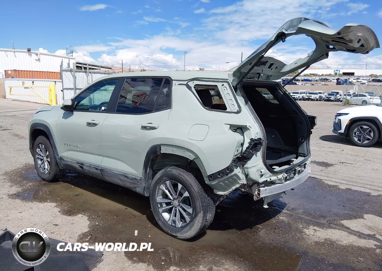 2026 Chevrolet Equinox Fwd Lt VIN:3GNAXHEG5TL271798 - 3