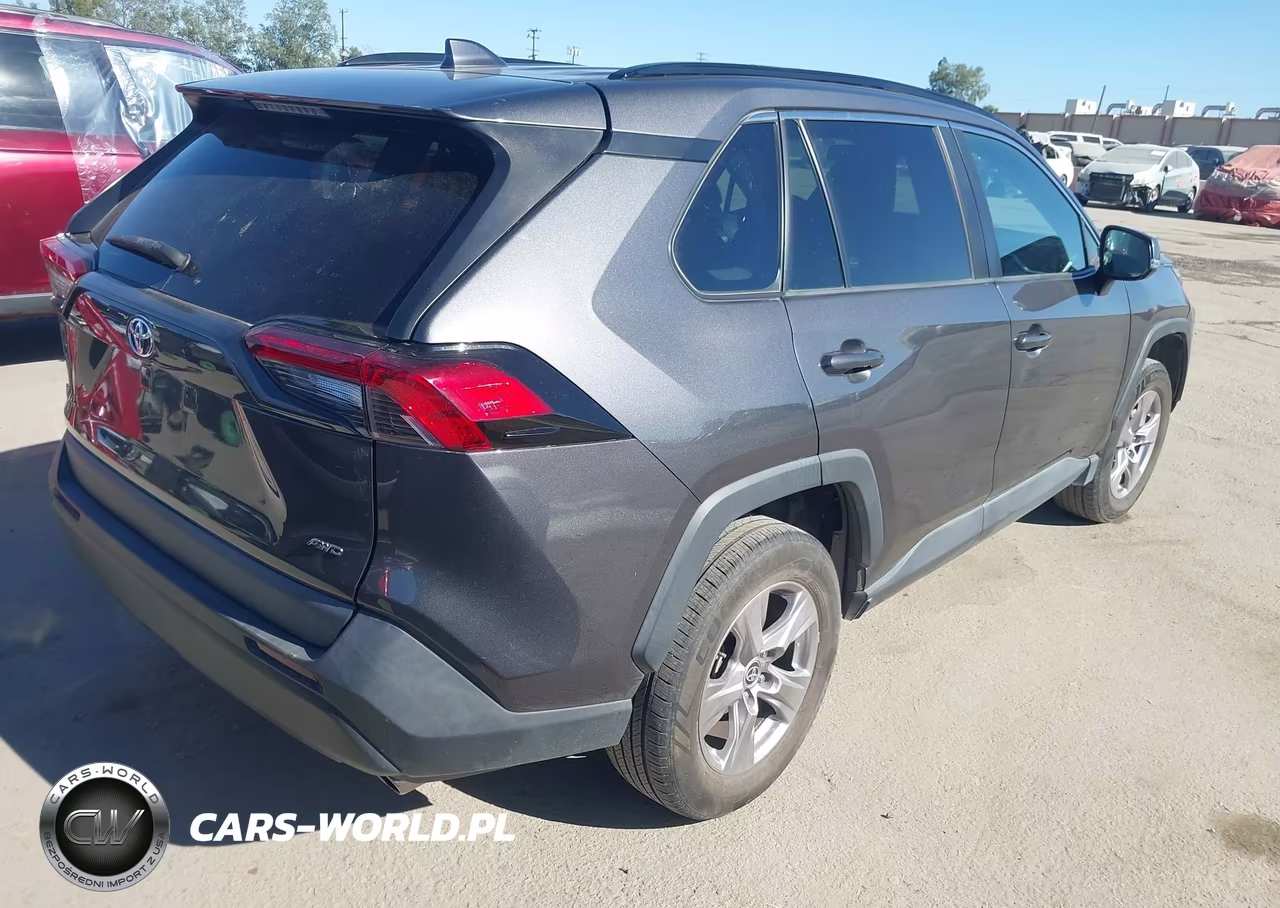 2022 Toyota Rav4 Xle VIN:2T3P1RFV8NC282279 - 4