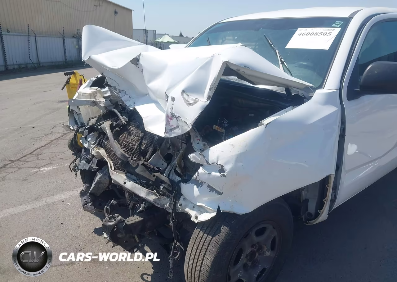 2015 Toyota Tacoma VIN:5TFTX4CN1FX058609 - 17