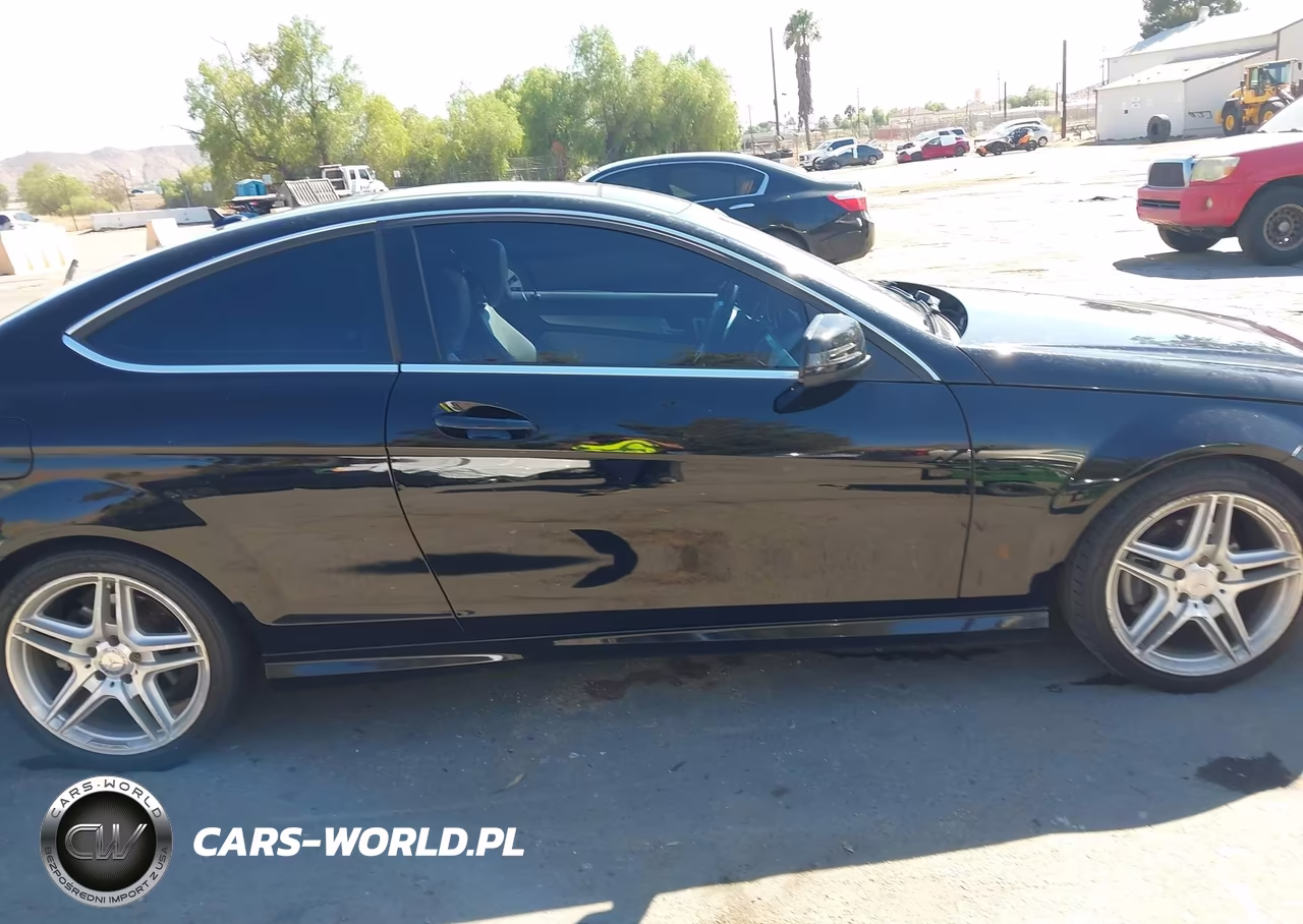 2015 Mercedes-Benz C 250 VIN:WDDGJ4HB9FG356753 - 13