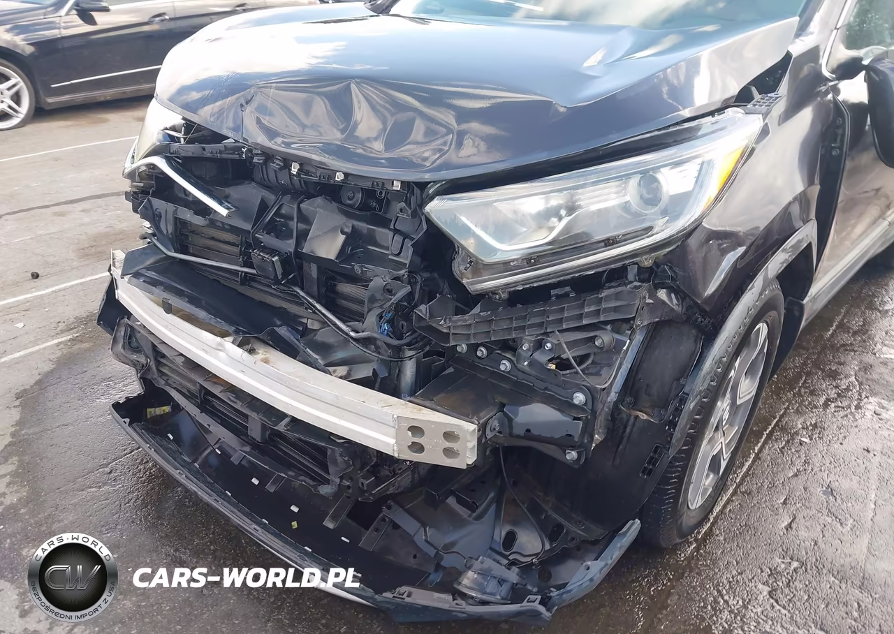 2018 Honda Cr-V VIN:7FARW2H83JE012002 - 17