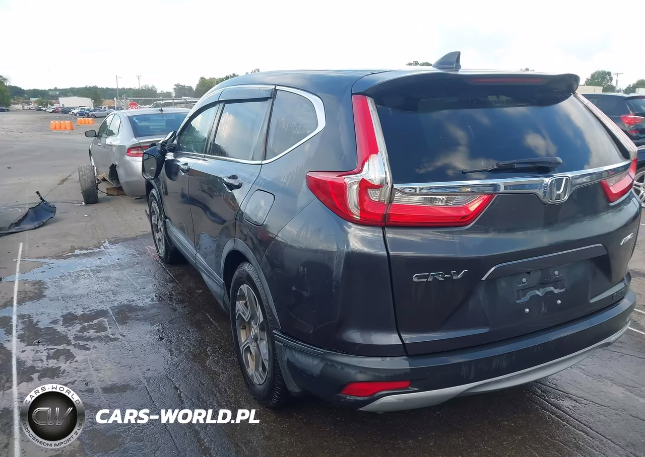 2018 Honda Cr-V VIN:7FARW2H83JE012002 - 3