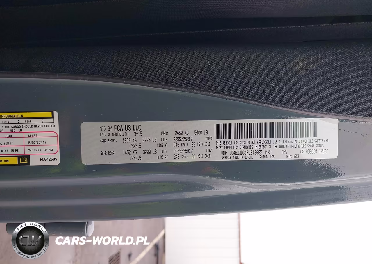 2015 Jeep Wrangler Unlimited Sport VIN:1C4BJWDG1FL642685 - 9