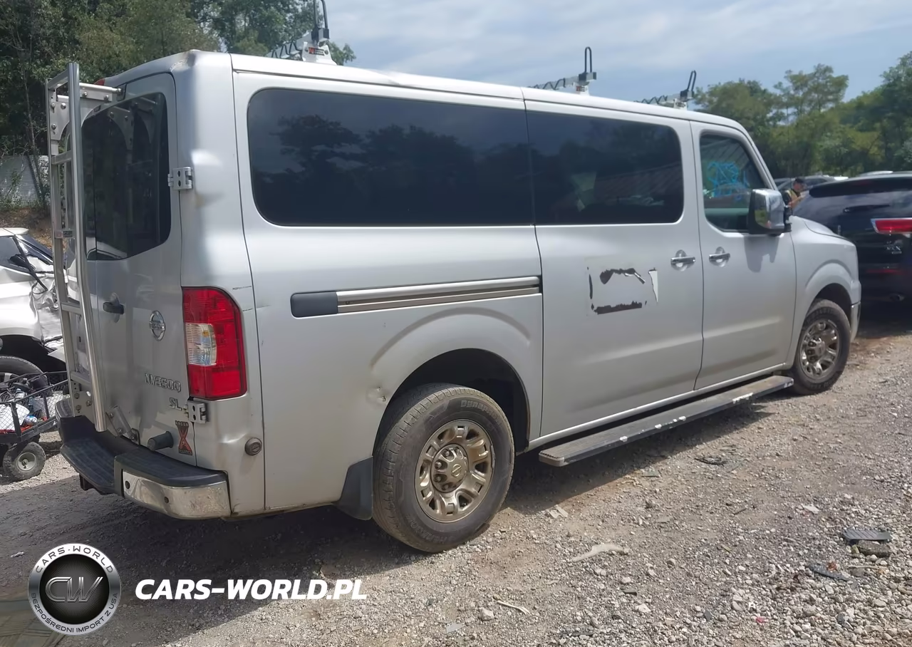 2017 Nissan Nv Passenger Nv3500 Hd Sl V8 VIN:5BZAF0AA0HN853250 - 4