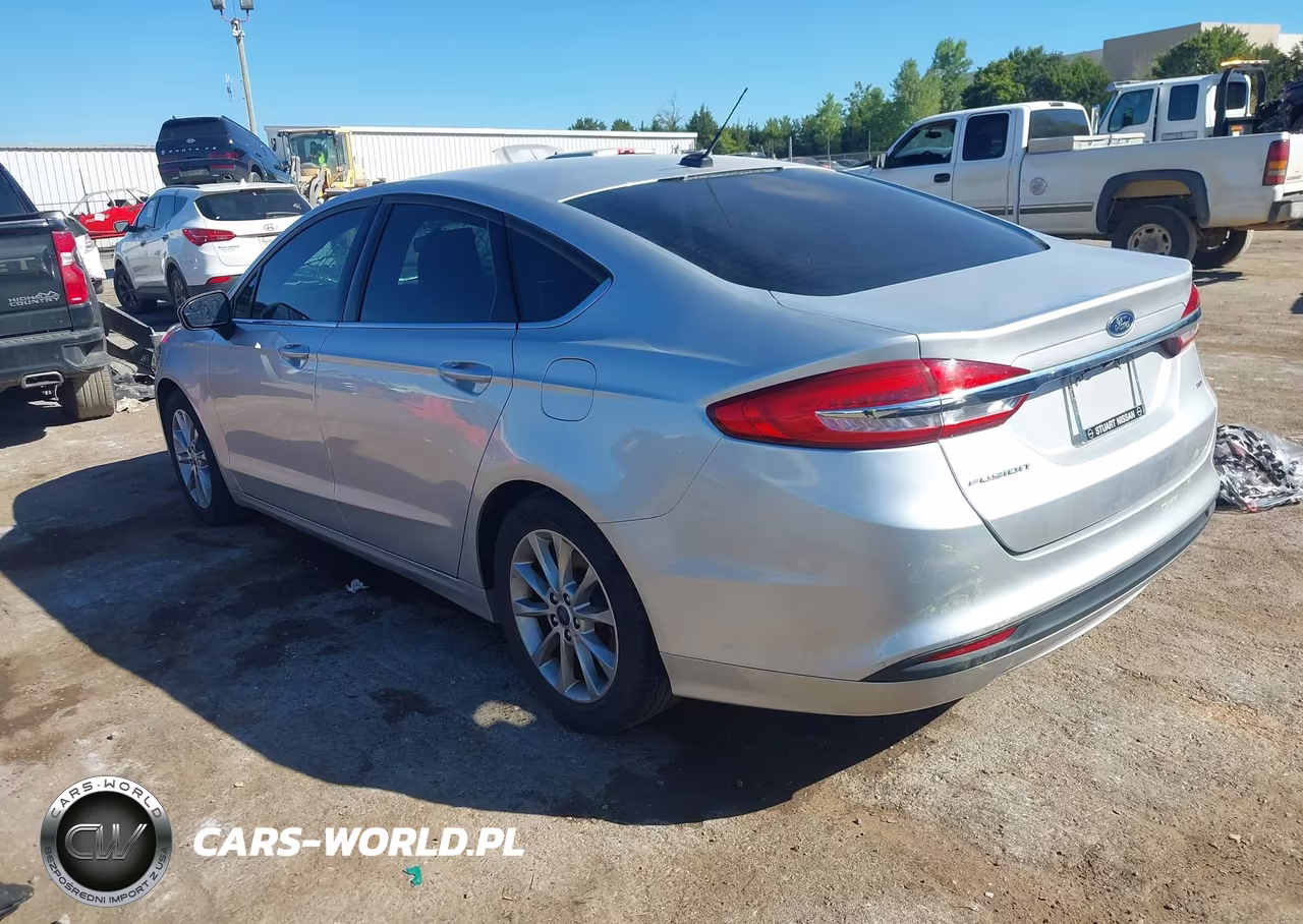 2017 Ford Fusion Se VIN:3FA6P0H77HR130995 - 3