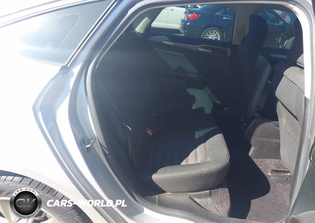 2017 Ford Fusion Se VIN:3FA6P0H77HR130995 - 8