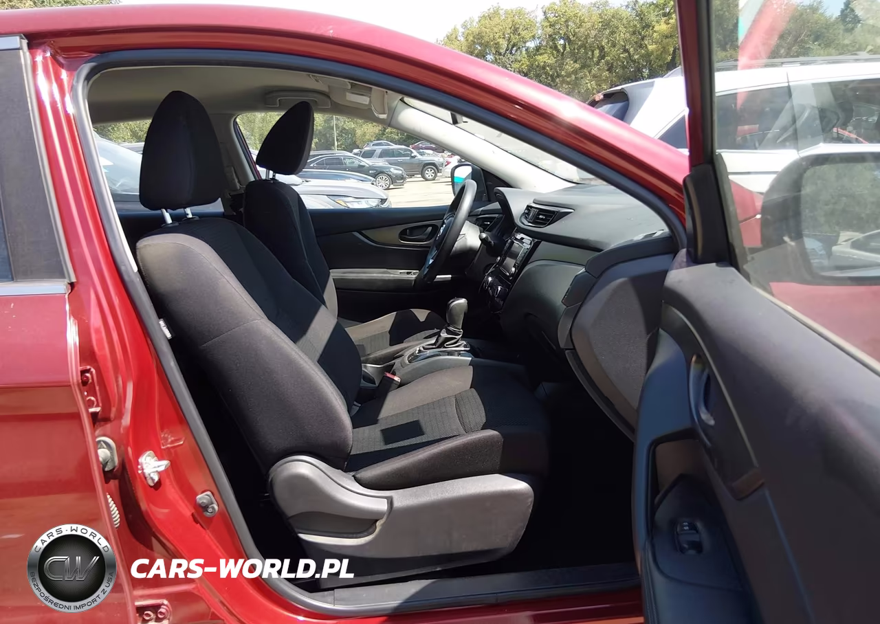 2019 Nissan Rogue Sport S VIN:JN1BJ1CRXKW332634 - 5