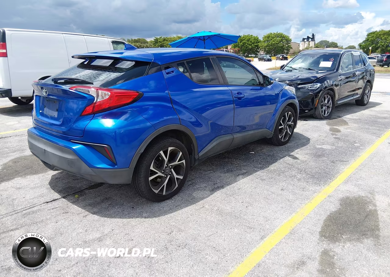 2018 Toyota C-Hr Xle VIN:NMTKHMBX8JR040620 - 4