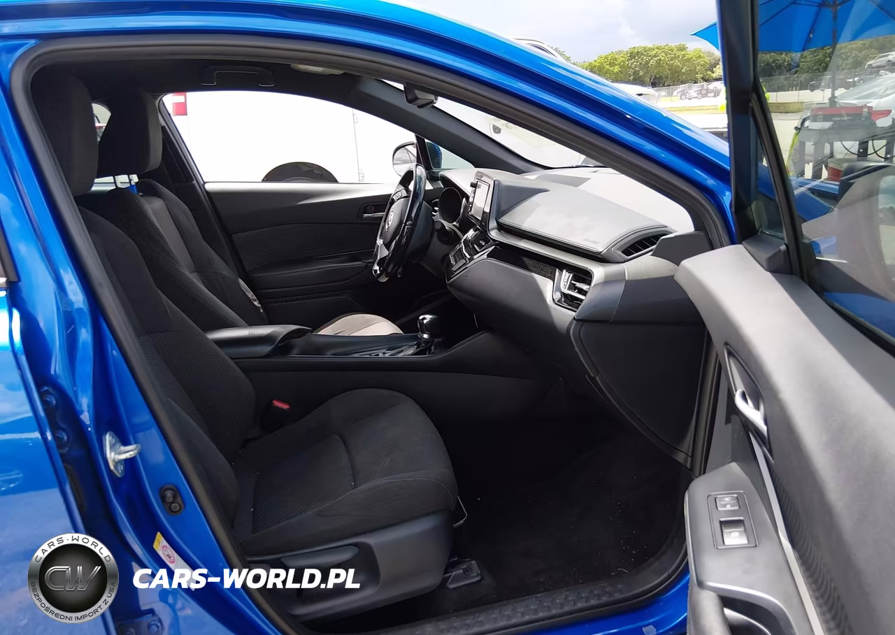 2018 Toyota C-Hr Xle VIN:NMTKHMBX8JR040620 - 5