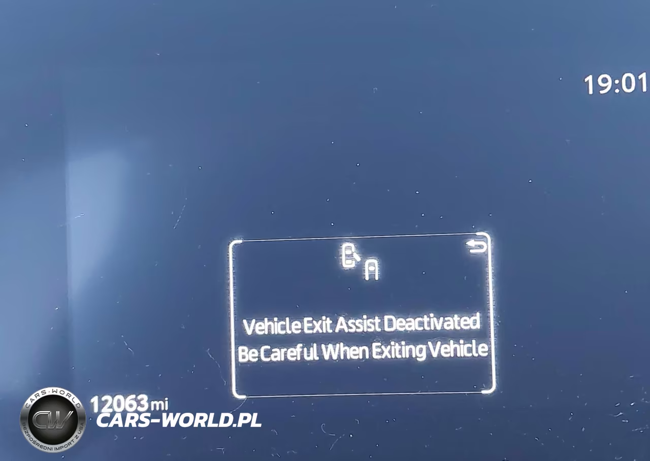 2025 Toyota Corolla Hybrid Xle VIN:JTDBCMFEXSJ039539 - 14