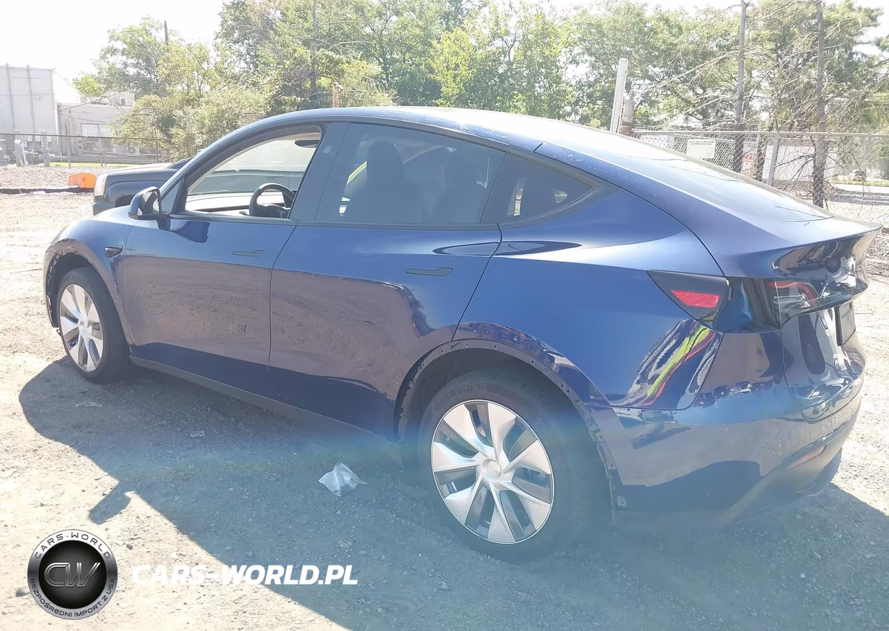 2023 Tesla Model Y Awd-Long Range Dual Motor All-Wheel Drive VIN:7SAYGDEE3PF850407 - 3
