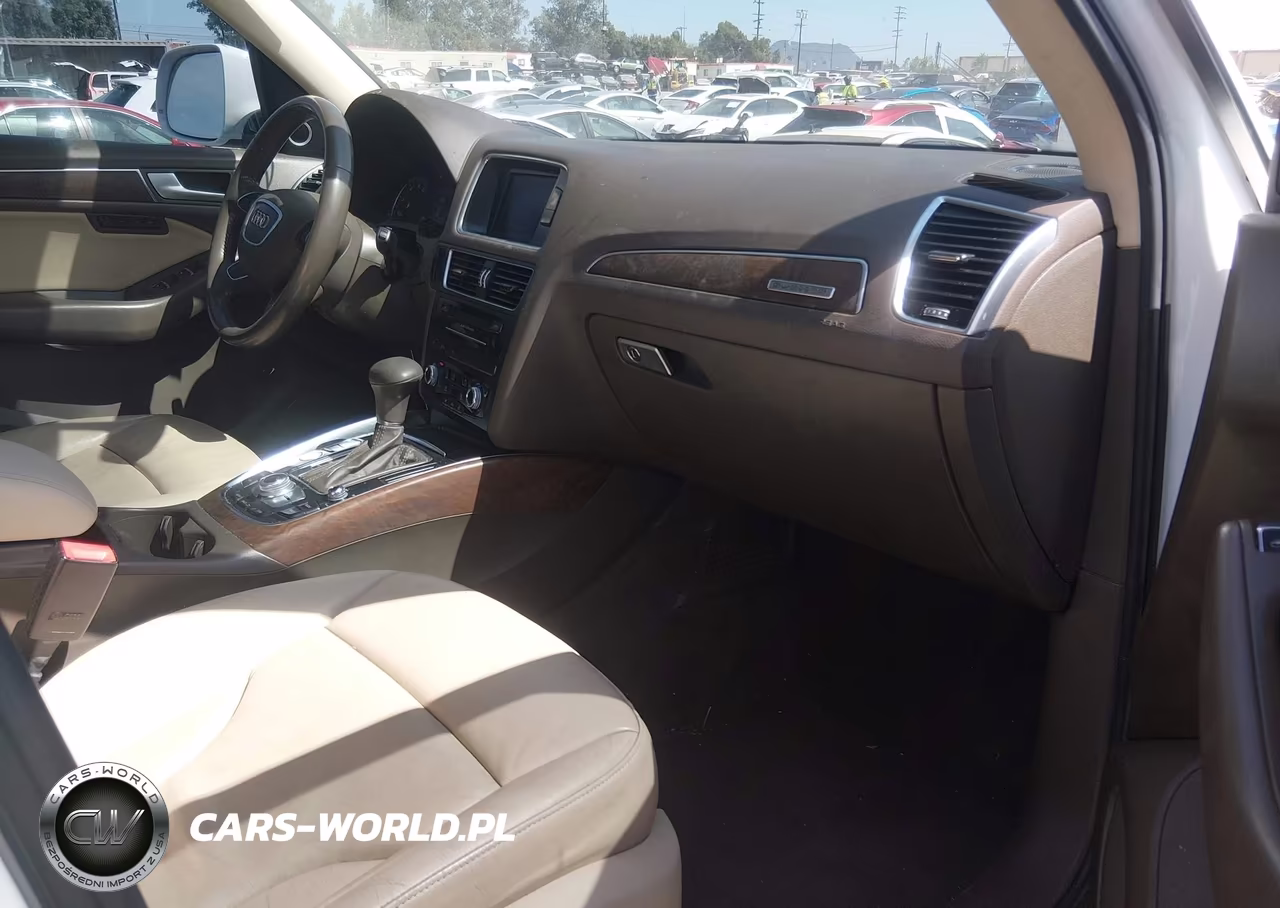 2014 Audi Q5 Premium Plus VIN:WA1LFAFPXEA013680 - 5