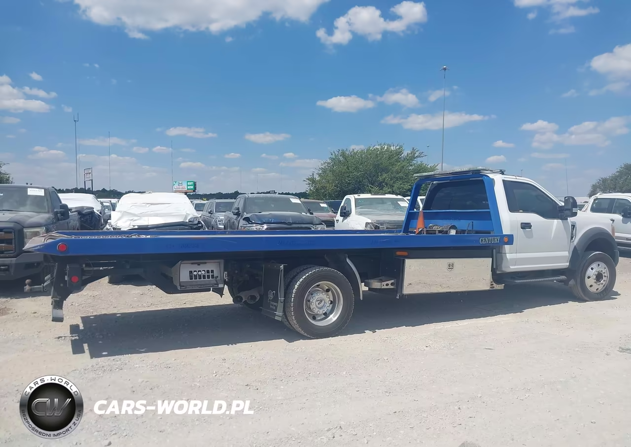 2017 Ford F-550 Chassis Xlt VIN:1FDUF5GT3HEC49271 - 13