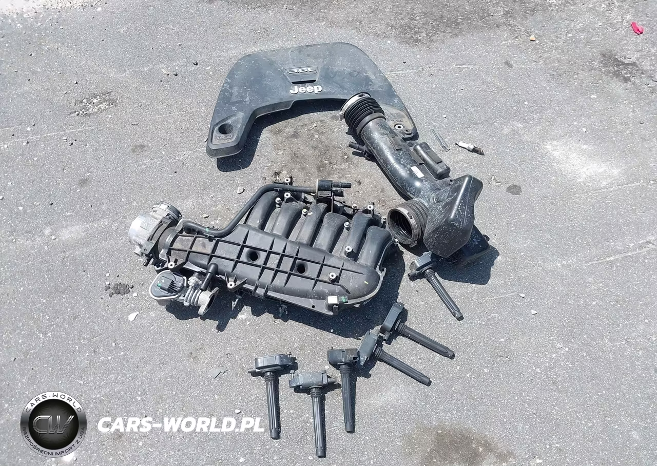 2020 Jeep Gladiator Sport S 4X4 VIN:1C6HJTAG1LL177325 - 12