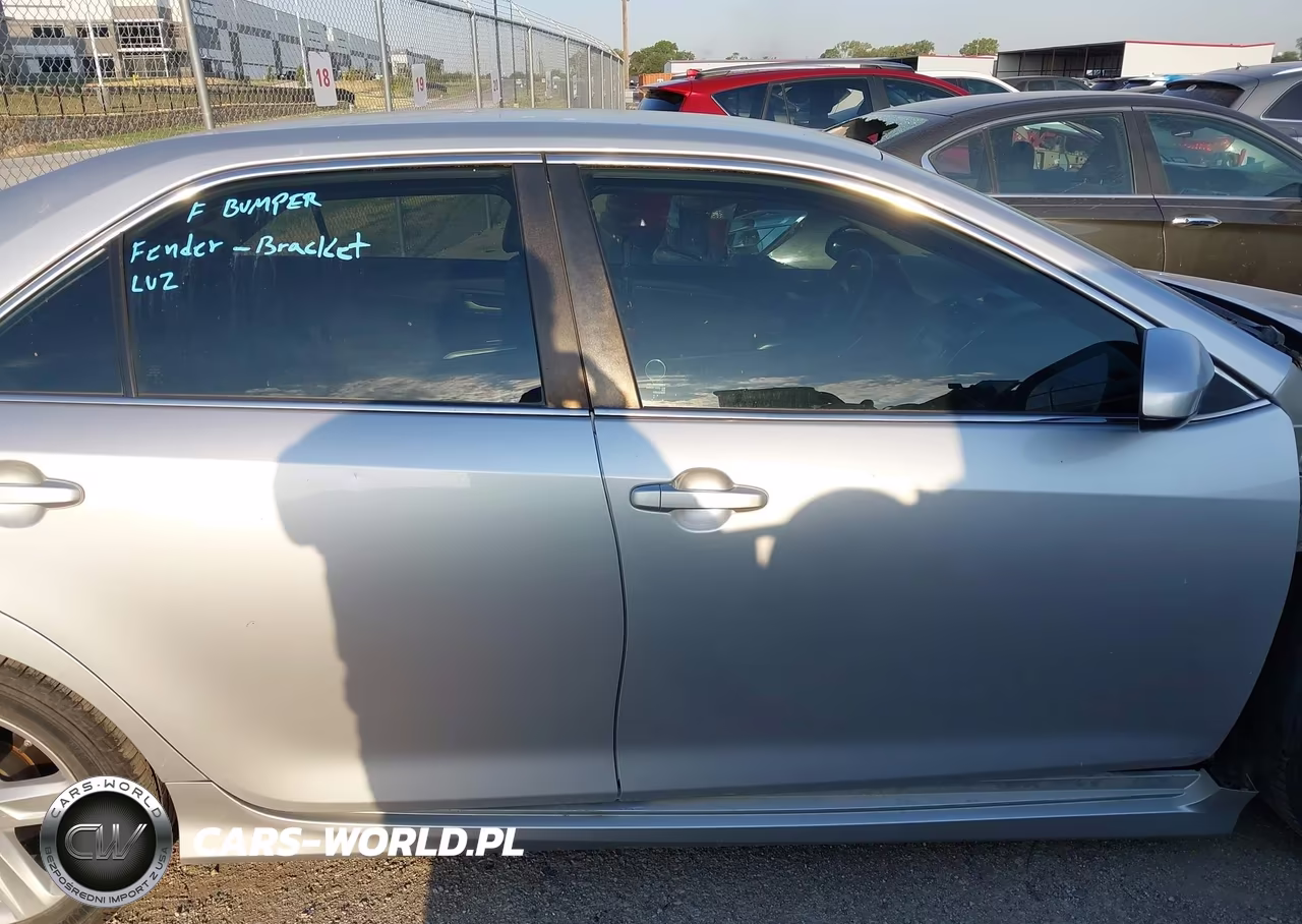 2013 Toyota Camry Se VIN:4T1BF1FK8DU218638 - 13