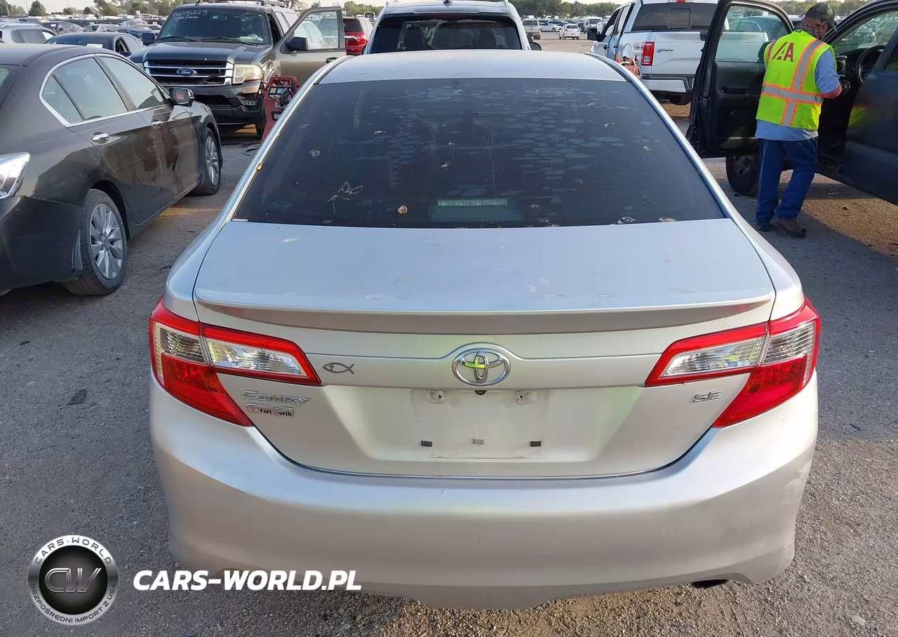 2013 Toyota Camry Se VIN:4T1BF1FK8DU218638 - 16