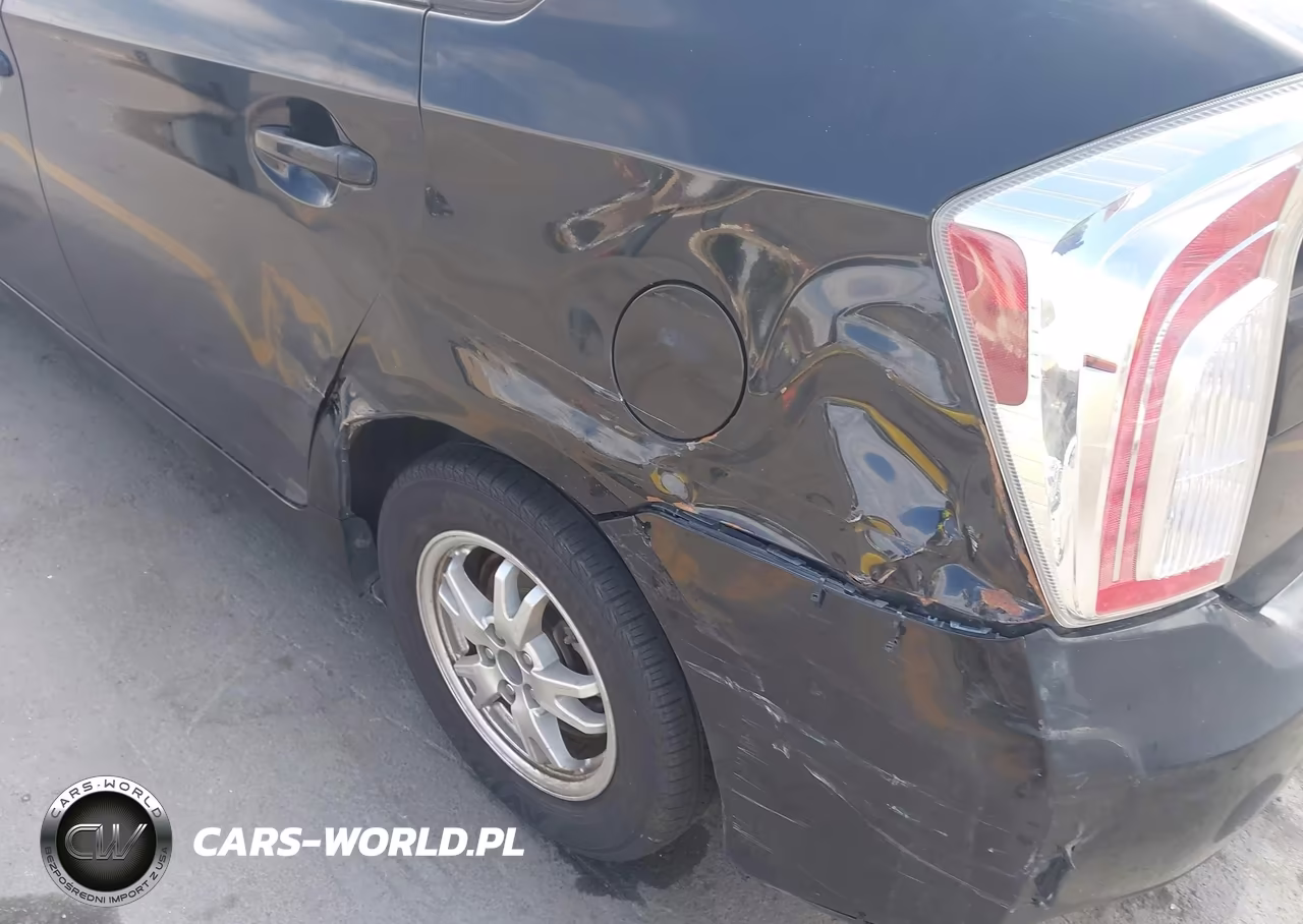 2012 Toyota Prius Two VIN:JTDKN3DU3C5425308 - 17