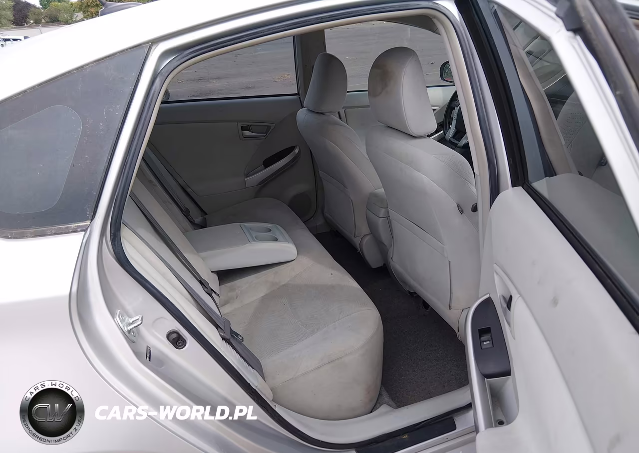 2010 Toyota Prius V VIN:JTDKN3DU1A0014841 - 8