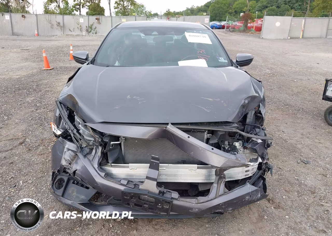 2019 Honda Civic Sport VIN:2HGFC2F85KH572336 - 11