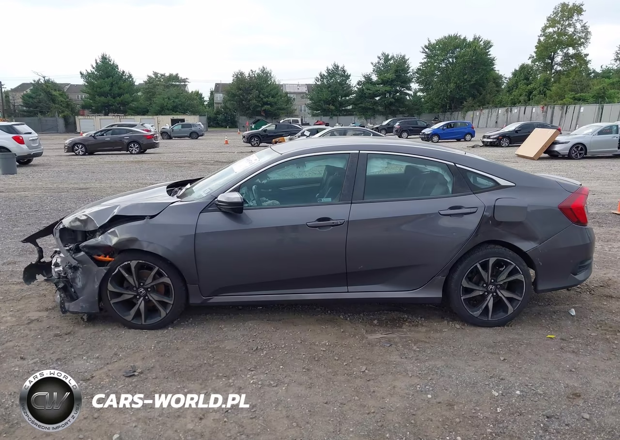 2019 Honda Civic Sport VIN:2HGFC2F85KH572336 - 13