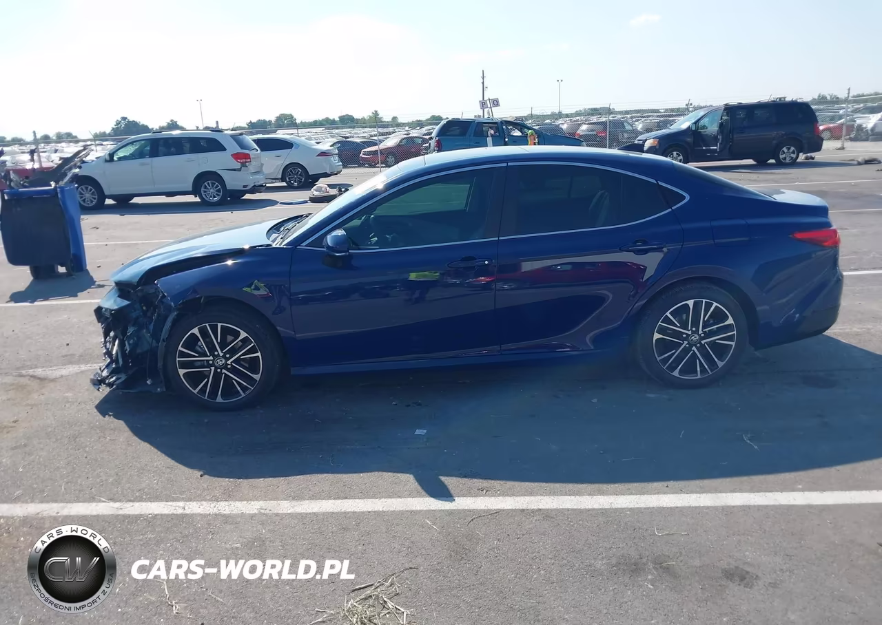 2026 Toyota Camry Xle VIN:4T1DBADK0TU039385 - 14