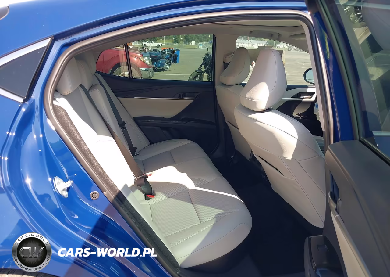 2026 Toyota Camry Xle VIN:4T1DBADK0TU039385 - 8