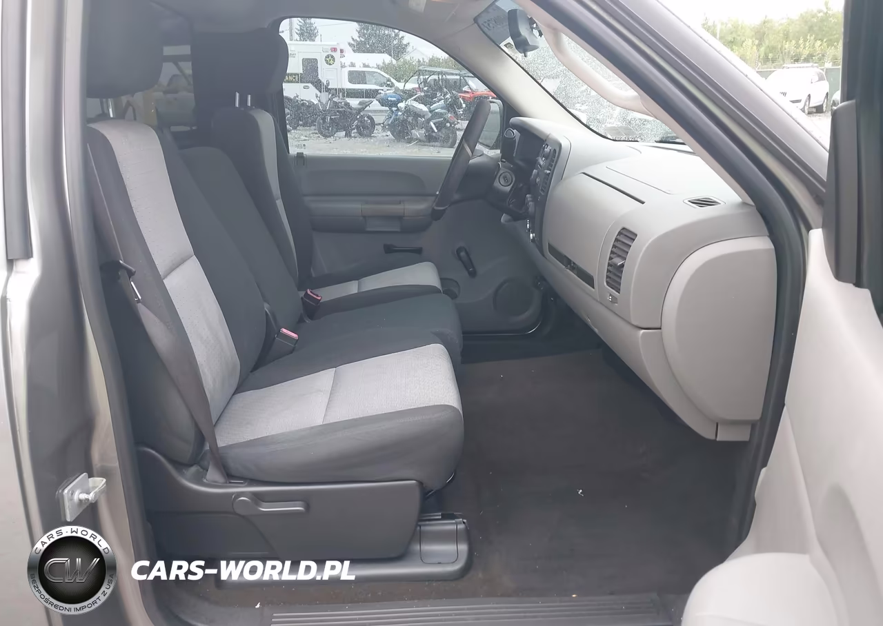 2008 Chevrolet Silverado 1500 Work Truck VIN:1GCEC14X08Z282397 - 5