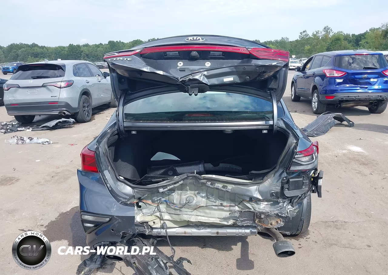 2021 Kia Forte Gt VIN:3KPF44AC8ME288720 - 17